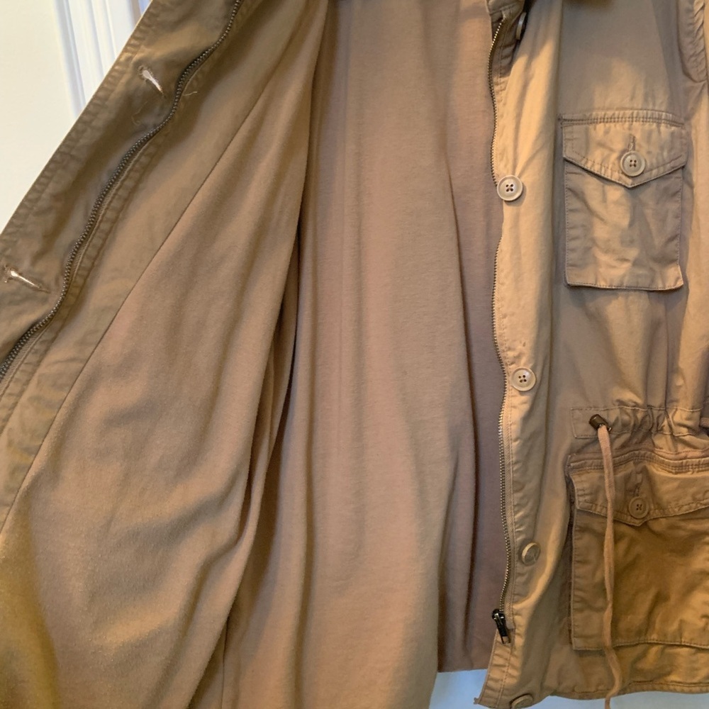 Laura Scott chore coat ladies Size LG tan/gold adjustable waist zipper & button - Picture 8 of 10